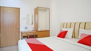 Kamar Double Standar | Wi-Fi gratis dan seprai linen