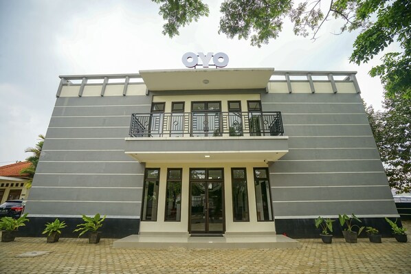 Exterior - OYO 1586 Kerangga Homestay Syariah (Palembang)