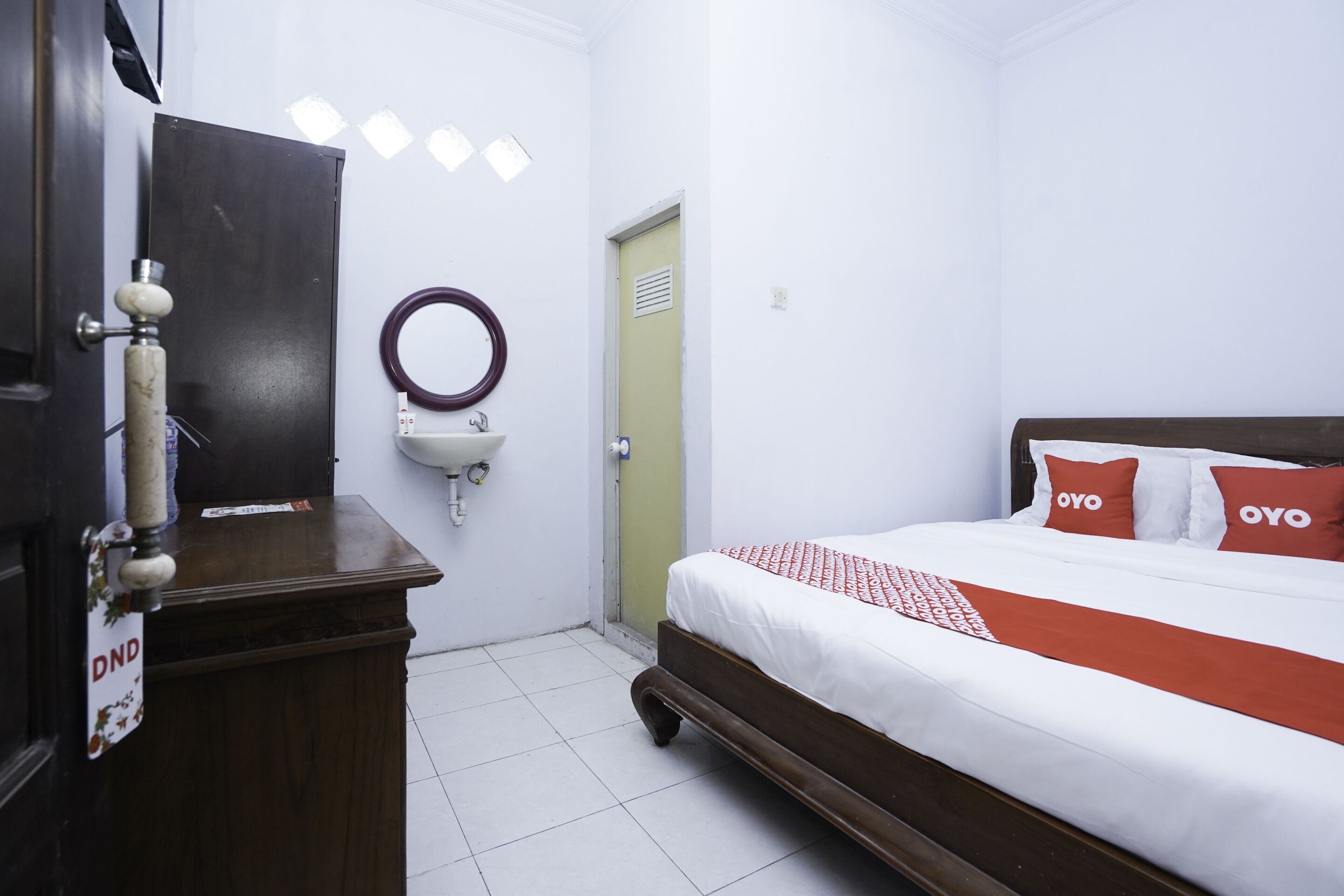standard double room | free wifi, bed sheets