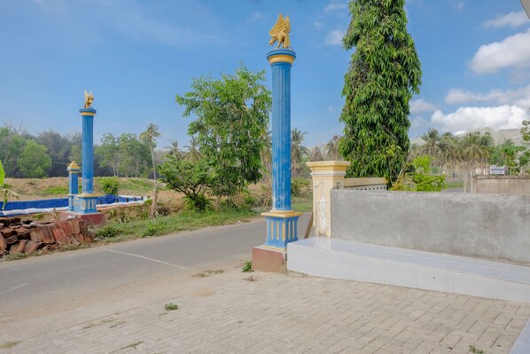 Entrada de la propiedad