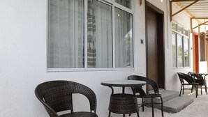 Unclassified image, 4 of 25, button - Avanti Vaadhoo (Vaadhoo)