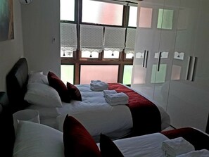 1 chambre, bureau, fer et planche Ă repasser, Wi-Fi gratuit