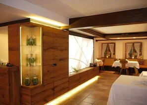 Termasuk sarapan bufet setiap hari 