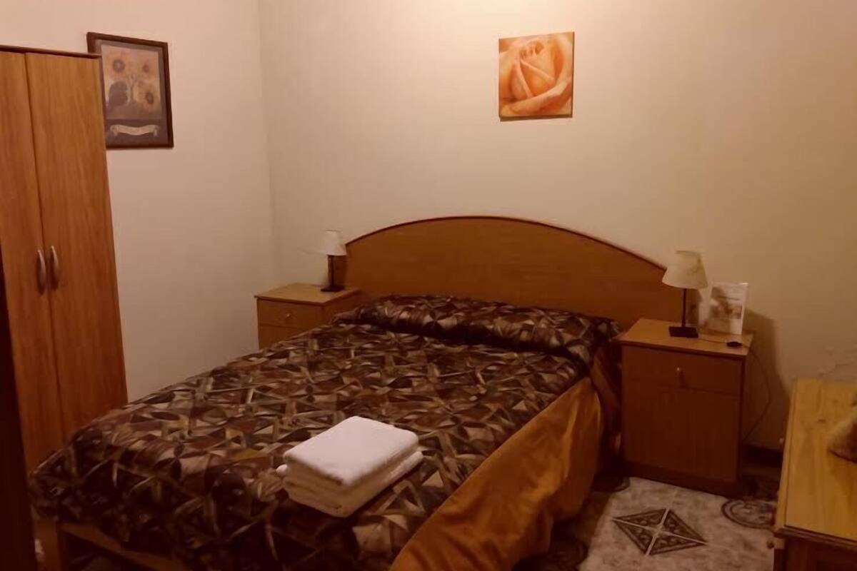 Basic Triple Room | 2 bedrooms, individually furnished, free WiFi, bed sheets