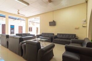 로비 좌석 공간