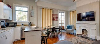 Immense 5 chambres, 5 salles de bain dans le centre-ville historique de Savannah