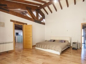 2 Schlafzimmer, Bügeleisen/Bügelbrett, Internetzugang, Bettwäsche