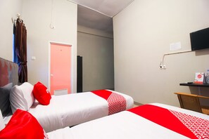 Desk, bed sheets