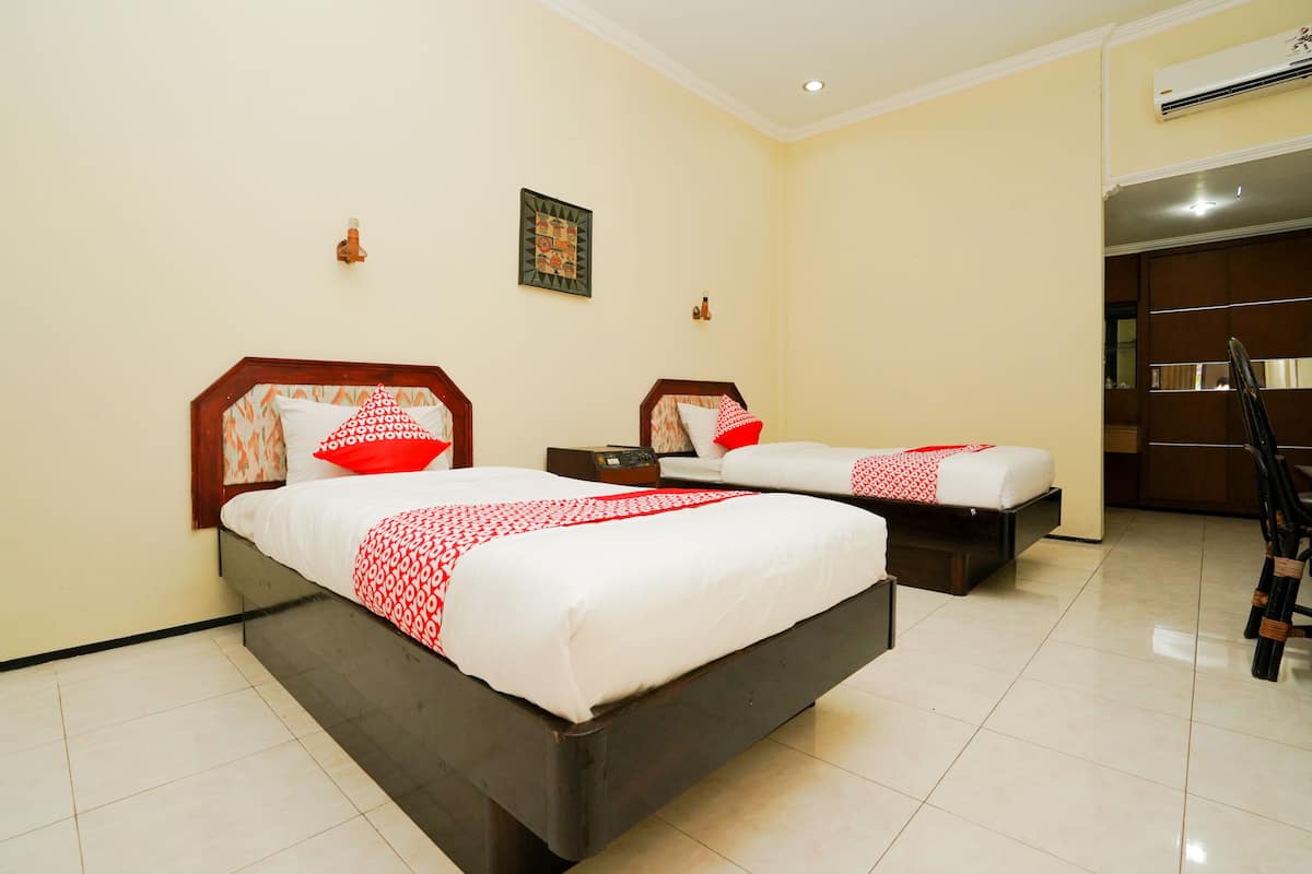 Deluxe Twin kamer | 1 slaapkamer, een bureau, gratis wifi, beddengoed