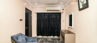 Platinum Inn Gee Hotel Ikoyi