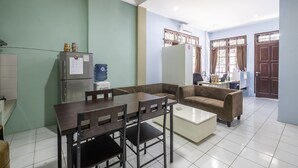 Pintu masuk interior