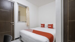Kamar Double Standar