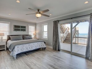 4 bedrooms, iron/ironing board, travel cot, free WiFi