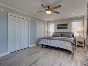 4 bedrooms, iron/ironing board, travel cot, free WiFi