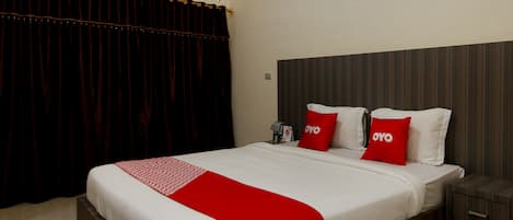 豪華雙人房 | 免費無線上網、床單