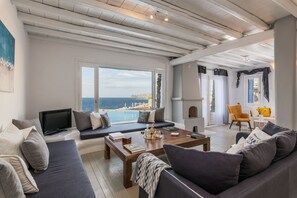 TV, fireplace, stereo - ★Luxurious 5BD villa★Stunning sunset|private pool (Mykonos)