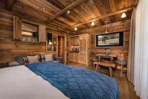 Chalet-Studio Classic | In-room safe, desk, laptop workspace, iron/ironing board - MONDI Chalets am Grundlsee (Grundlsee)