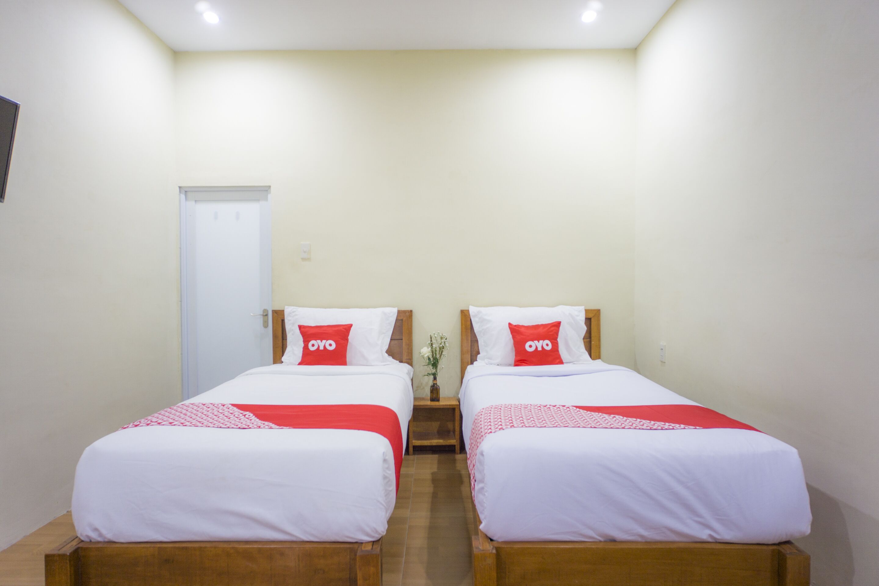 Standard Twin Room | Free WiFi