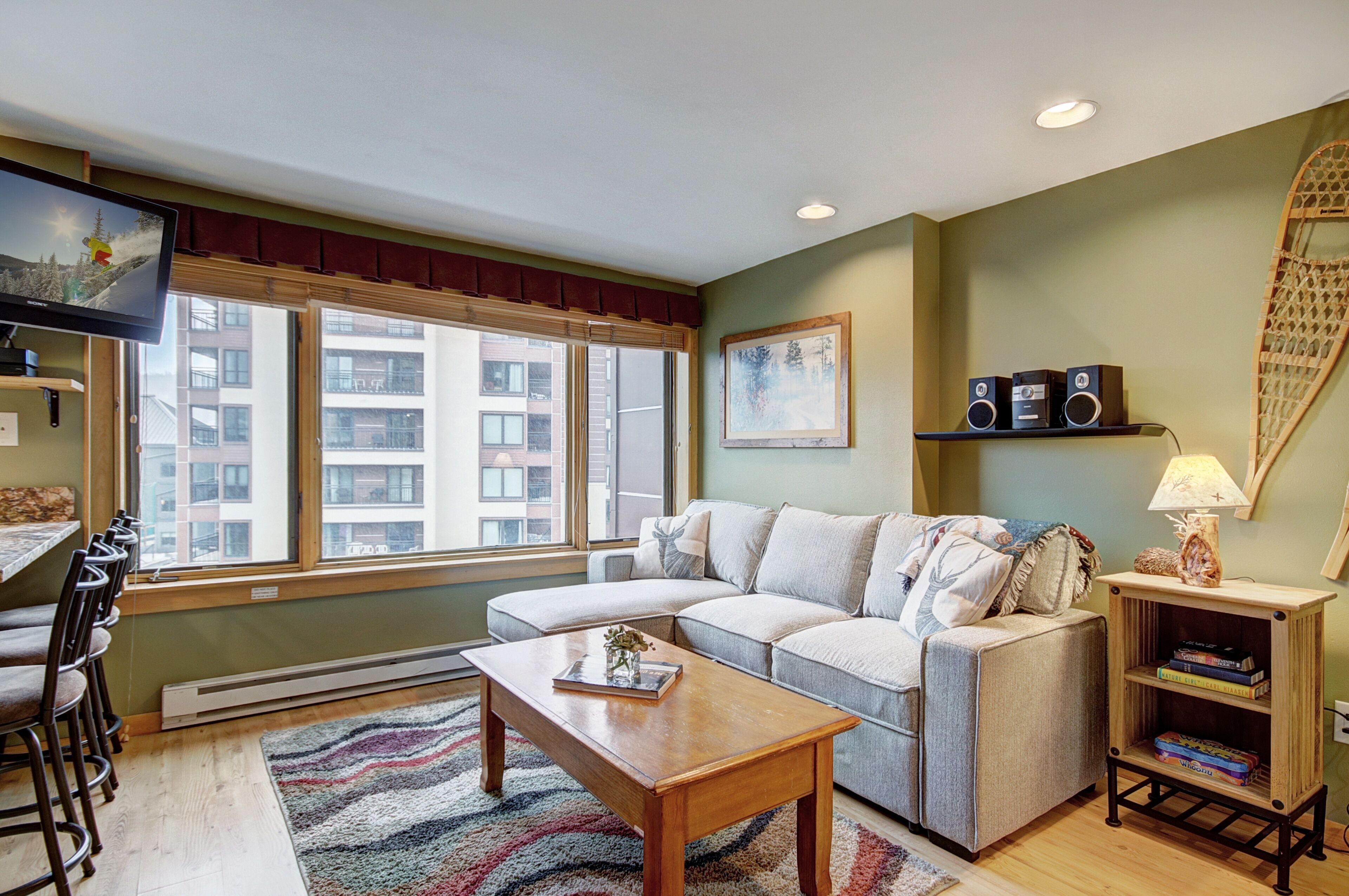 Condo, 1 Bedroom | Living room