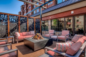 Condo, 1 Bedroom | Property grounds