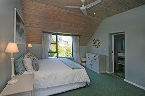 House (4 Bedrooms) | 4 bedrooms, desk, free WiFi, bed sheets - 8 Seaglades (Saint Francis Bay)
