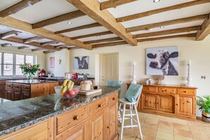 Casa de campo | Cozinha privada | Lava-louças, talheres/pratos/utensílios de cozinha