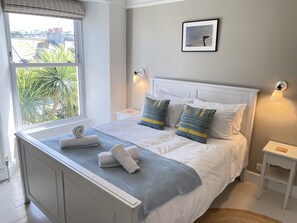 3 bedrooms, iron/ironing board, travel crib, free WiFi