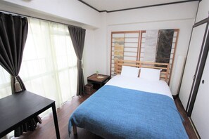 Free WiFi, bed sheets - Okamura Mansion (Osaka)