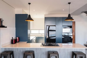 Apartment (2 Bedrooms) | Bahagian dalam
