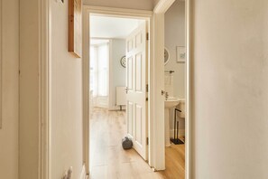 Interior - Host & Stay | The Normanby (Whitby)