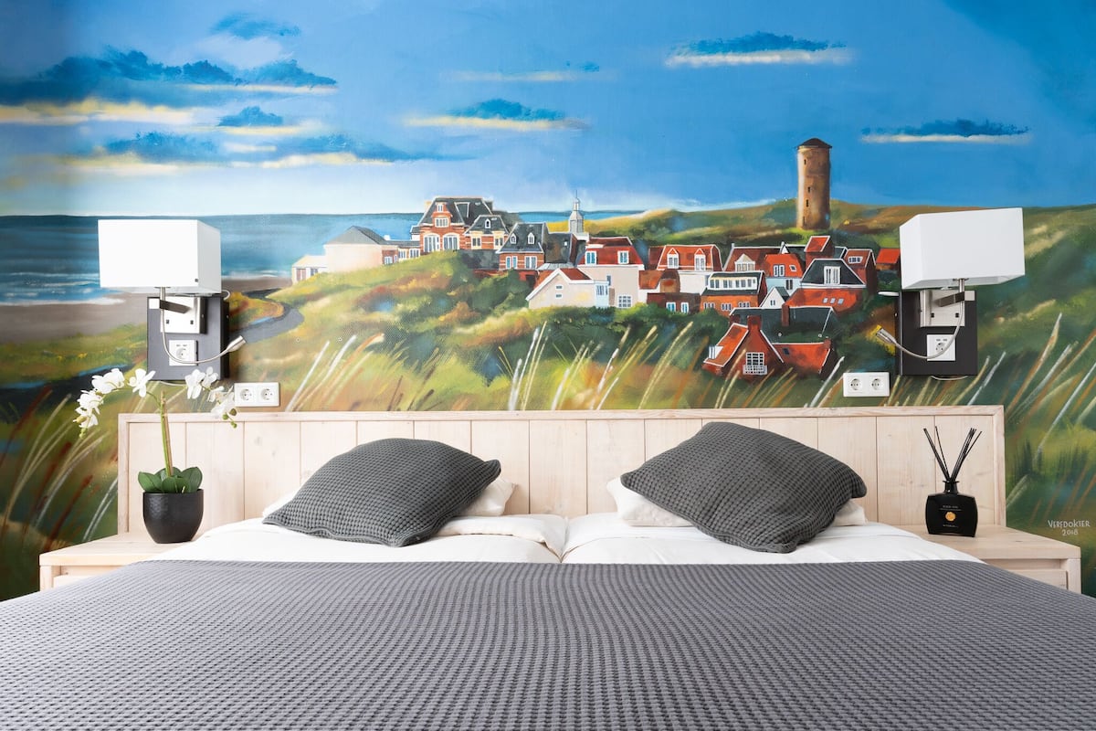 Standard-Doppel- oder -Zweibettzimmer | Zimmersafe, Verdunkelungsvorhänge, kostenloses WLAN, Bettwäsche