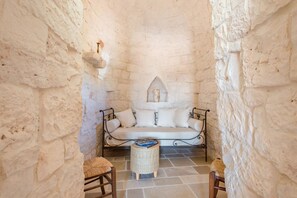 Interior - Trulli Complex with private swimming pool (Ostuni)