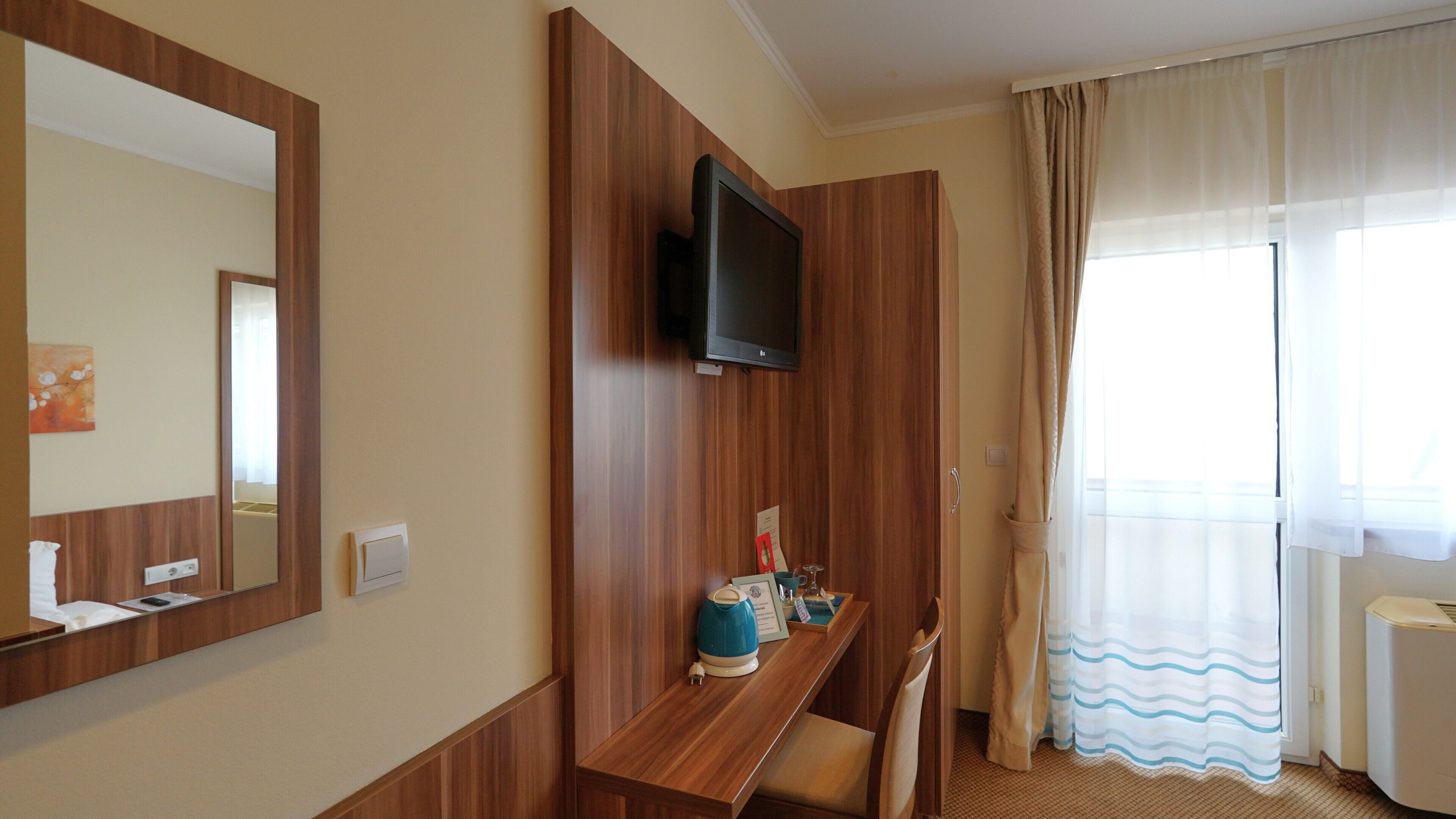 Minibar, in-room safe, desk, blackout curtains