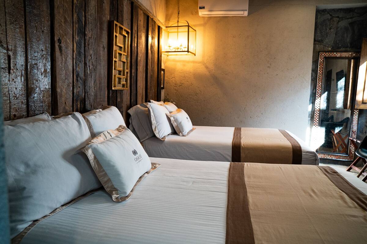 Basic Quadruple Room | Free WiFi