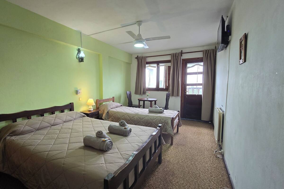 Tweepersoonskamer (View) | Gratis wifi, beddengoed
