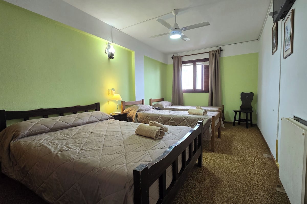 Standard Quadruple Room | Free WiFi, bed sheets