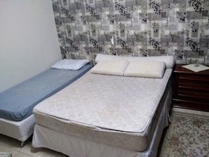 3 عدّة غرف نوم ومكواة/لوح كي وواي فاي