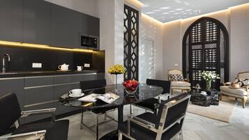 Panoramic Apartment | Private kitchen | Fridge, microwave, stovetop, espresso maker