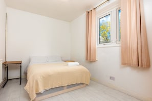1 bedroom, iron/ironing board, bed sheets