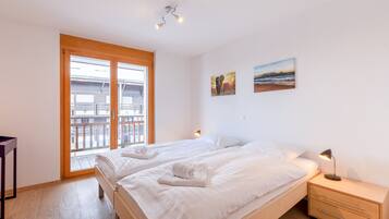 2 bedrooms, free WiFi, bed sheets, wheelchair access