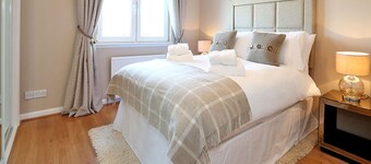 Bothwell Road Apartment - Town & Country