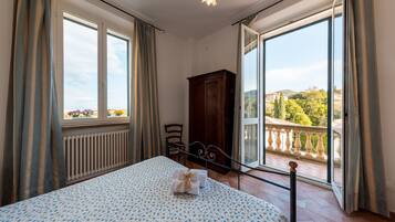 10 chambres, bureau, Wi-Fi, draps fournis