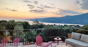 Villa Deluxe | Exterior