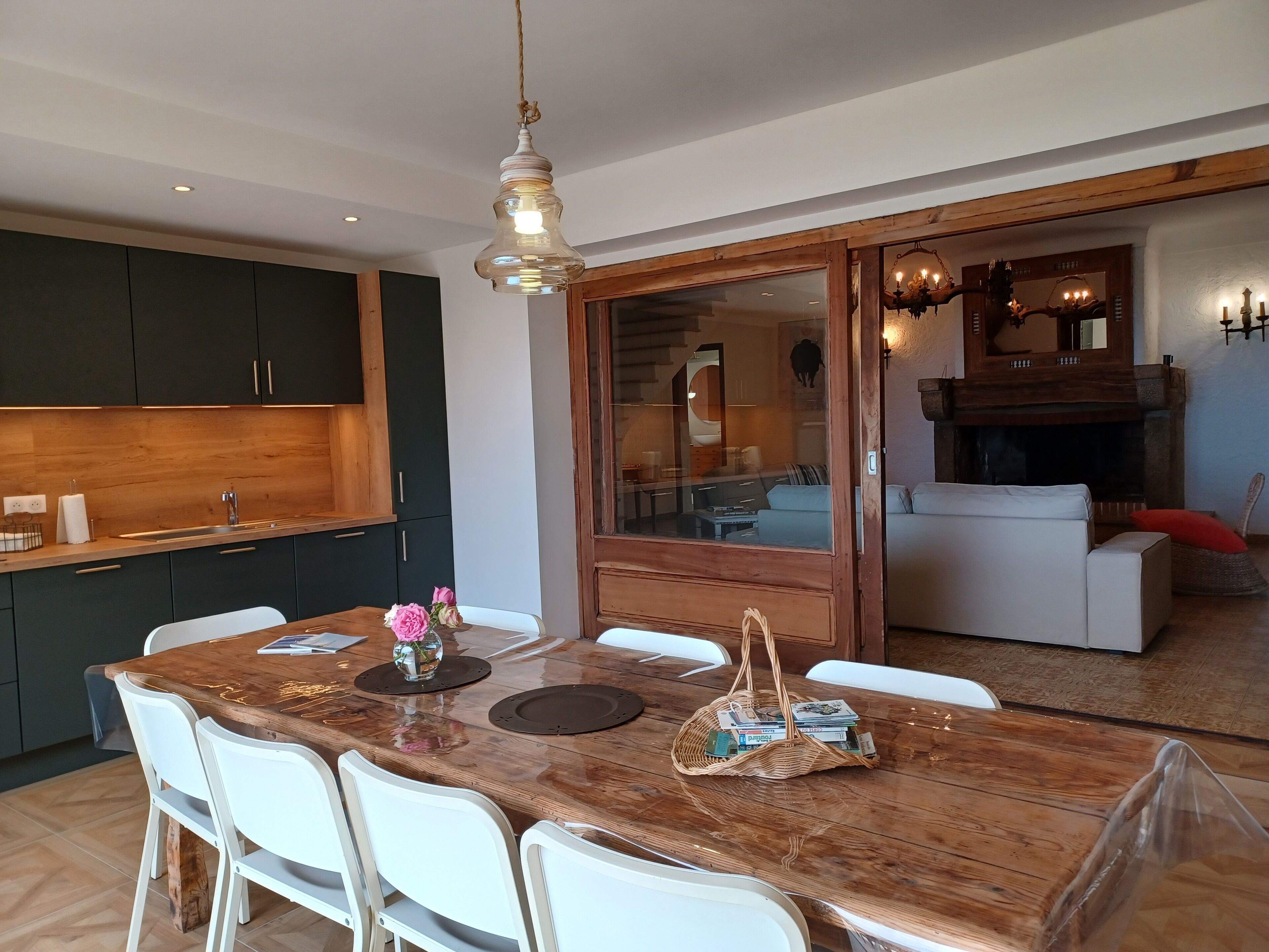 Deluxe Apartment (U Mare) | Private kitchen | Espresso maker, electric kettle, high chair, cleaning supplies