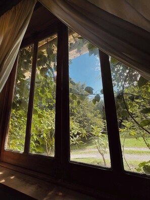 Basic Bungalow, 1 Bedroom (Sol) | Bed sheets - Cabañas Mannan (Tanchachin)