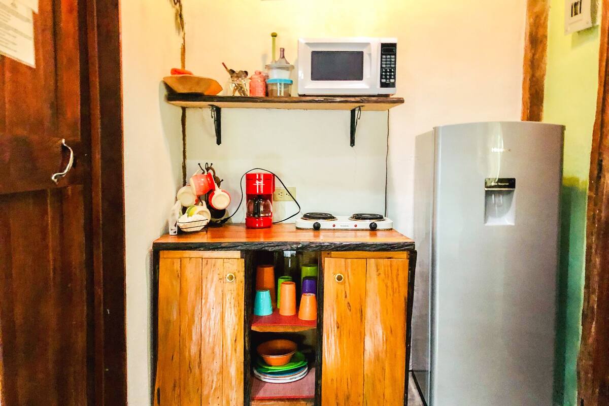 basic cabin (rosa elena) | private kitchenette | coffee/tea maker