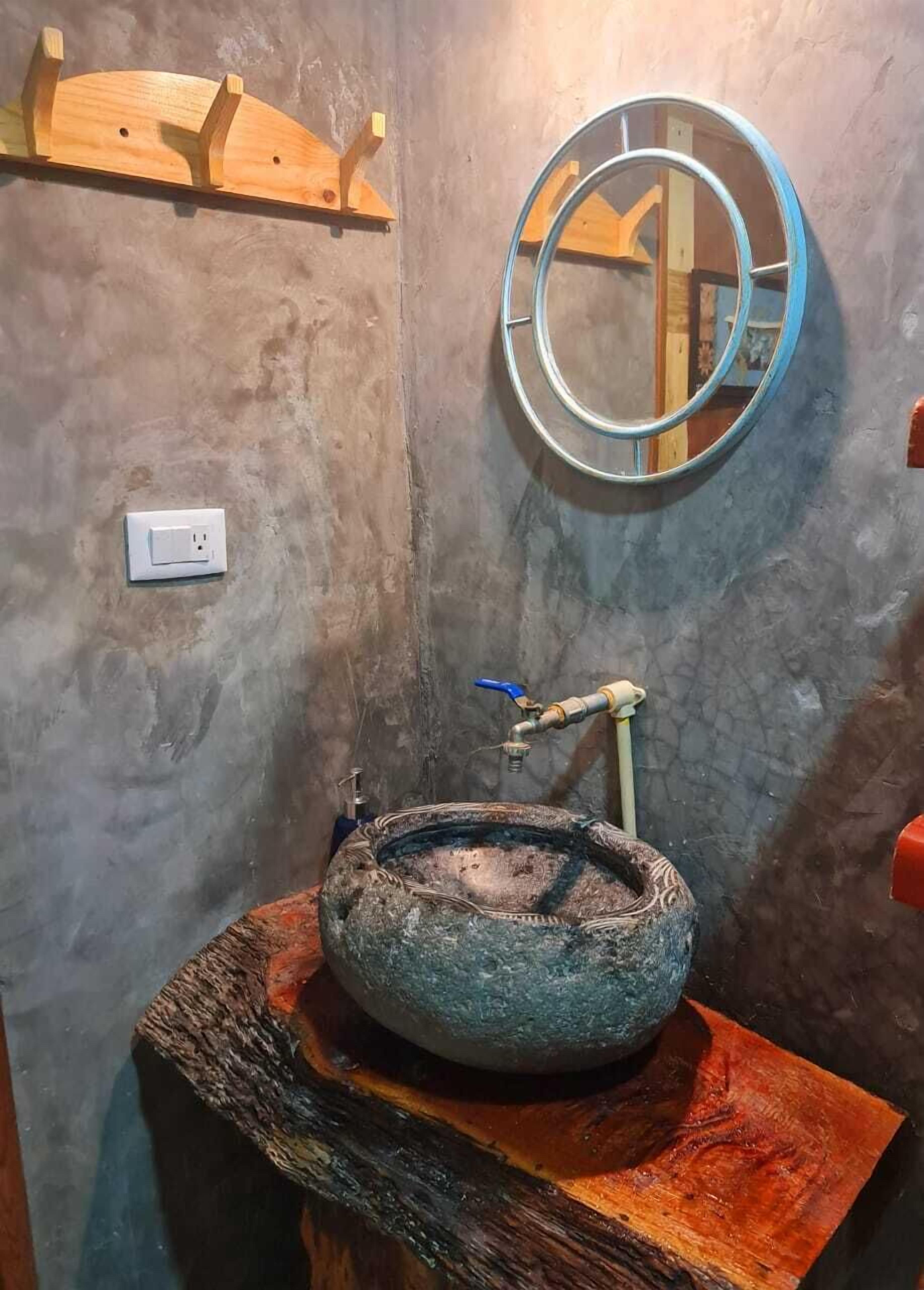 family cabin | bathroom | shower, towels