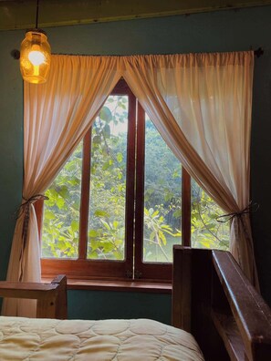 Basic Bungalow, 1 Bedroom (Sol) | Bed sheets - Cabañas Mannan (Tanchachin)