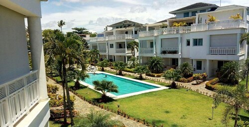 CONDO PENTHOUSE DE LUXE OCEANFRONT - PLAGE + COUCHERS DU SOLEIL - 6 PERSONNES