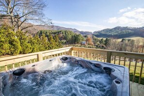 مغطس سبا خارجي